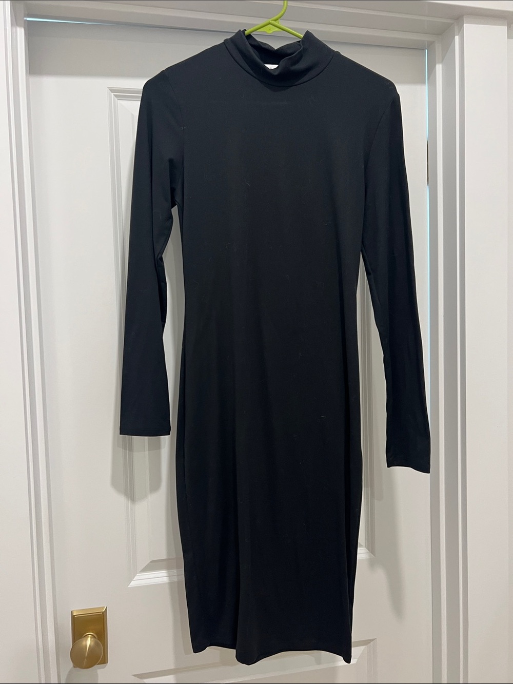 NWOT Leith Long Sleeve Black Midi Dress